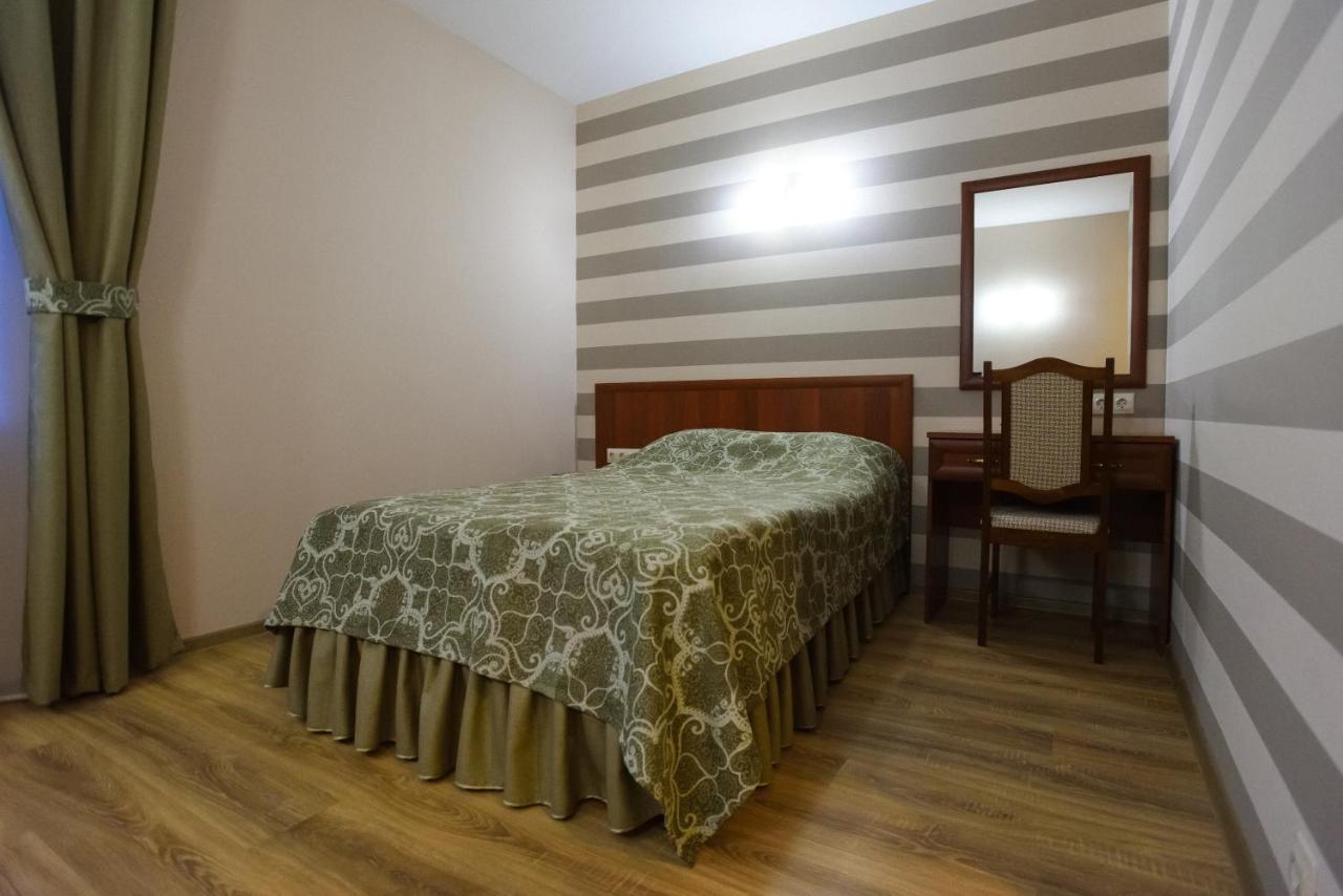 Baza Otdyha " Staroladojskaya Dacha " Hotel Staraya Ladoga Luaran gambar